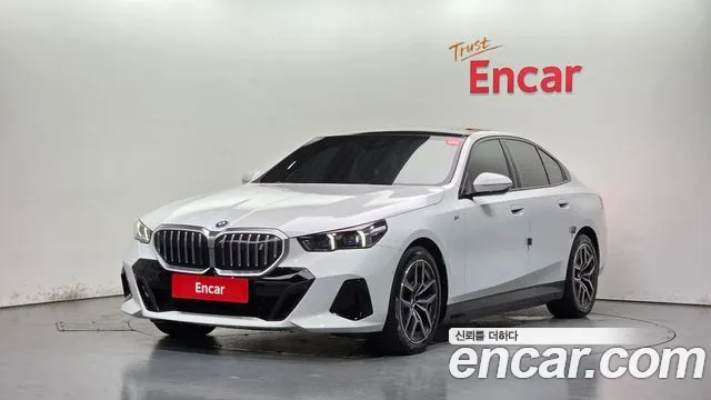 BMW i5 2025 — photo 1