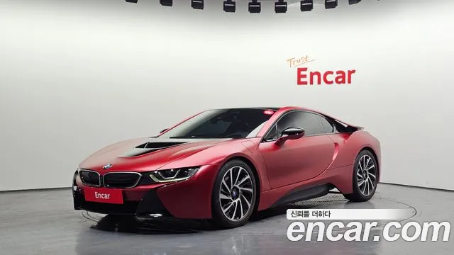 BMW i8 2016 — photo 1