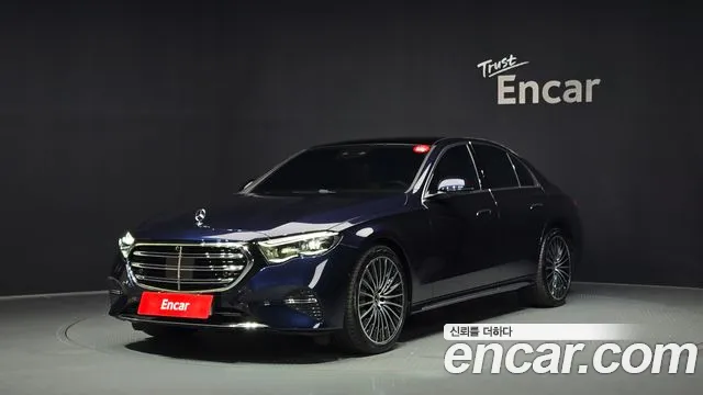 Mercedes-Benz E-Class 2024 — photo 1
