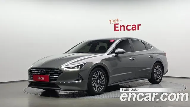 Hyundai Sonata 2022 — photo 1