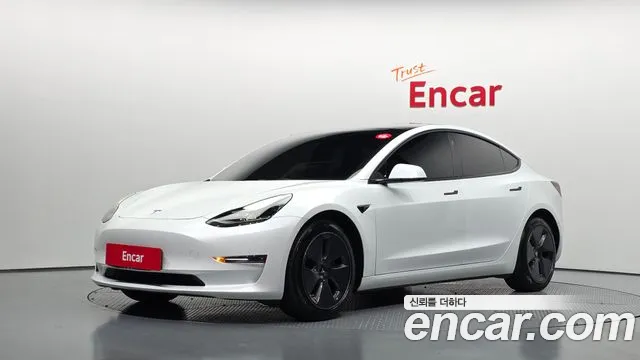Tesla Model 3 2022 — photo 1