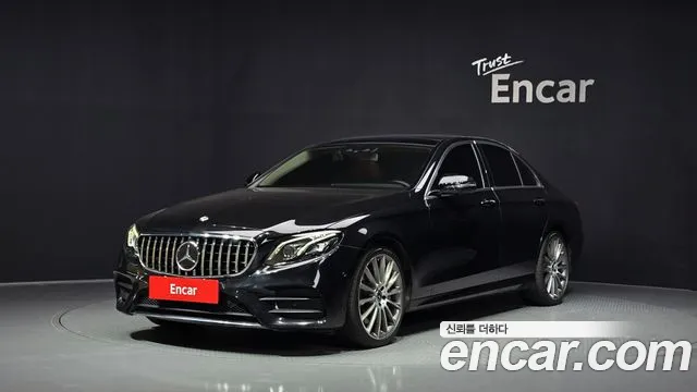 Mercedes-Benz E-Class 2019 — photo 1