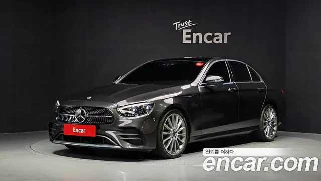 Mercedes-Benz E-Class 2021 — photo 1