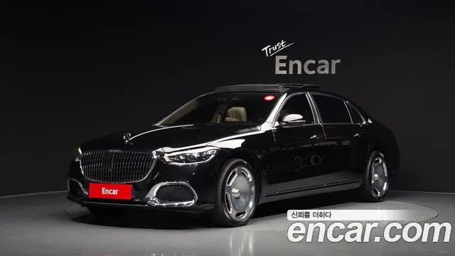 Mercedes-Benz S-Class 2023 — photo 1