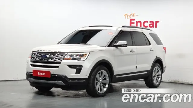 Ford Explorer 2019 — photo 1