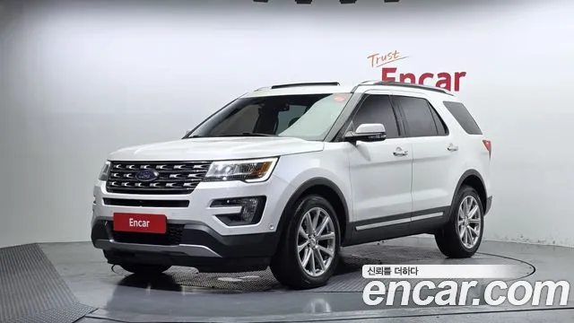 Ford Explorer 2016 — photo 1