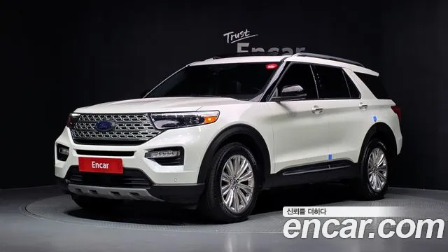 Ford Explorer 2021 — photo 1