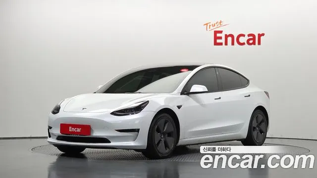 Tesla Model 3 2022 — photo 1