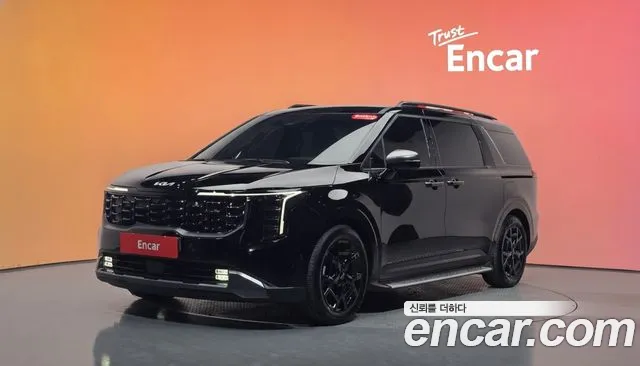 Kia Canival 2025 — photo 1
