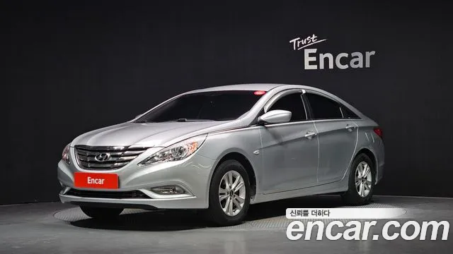 Hyundai Sonata 2011 — photo 1