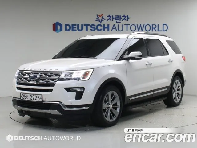 Ford Explorer 2018 — photo 1