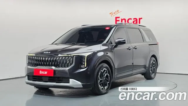 Kia Canival 2025 — photo 1
