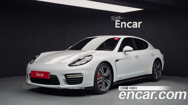 Porsche Panamera 2016 — photo 1