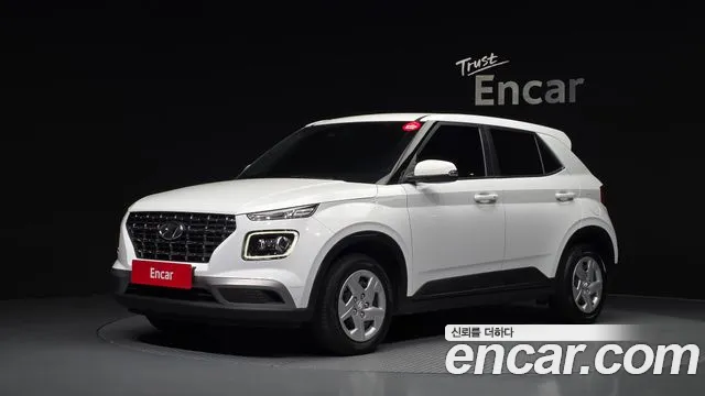 Hyundai Venue 2021 — photo 1
