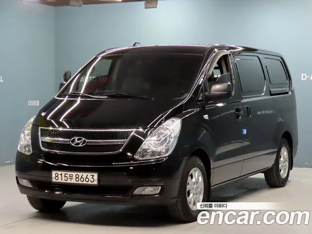 Hyundai Starex 2016 — photo 1