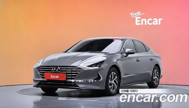 Hyundai Sonata 2022 — photo 1