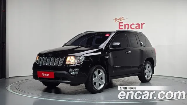 Jeep Compass 2013 — photo 1