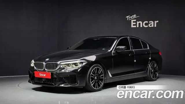 BMW 5-Series 2019 — photo 1