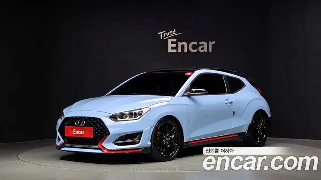 Hyundai Veloster 2020 — photo 1
