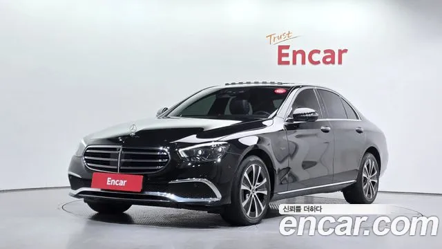 Mercedes-Benz E-Class 2021 — photo 1