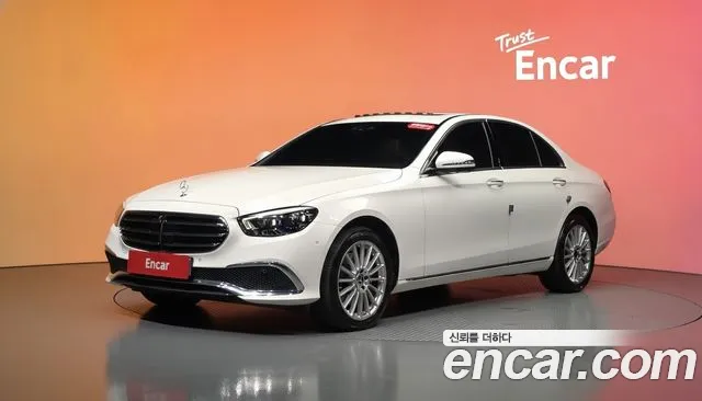 Mercedes-Benz E-Class 2021 — photo 1
