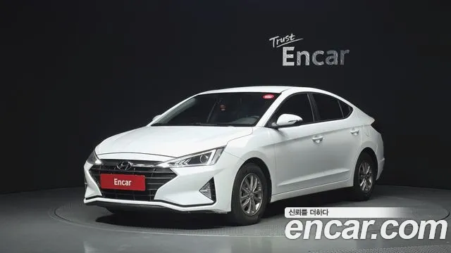 Hyundai AVANTE 2019 — photo 1