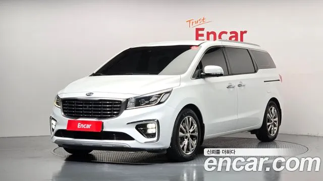 Kia Canival 2019 — photo 1