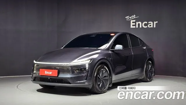 Tesla Model Y 2026 — photo 1