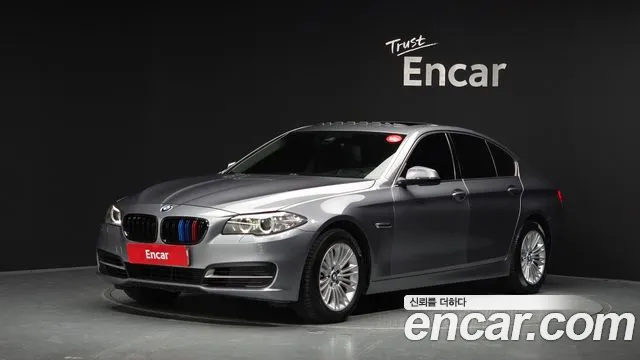 BMW 5-Series 2015 — photo 1