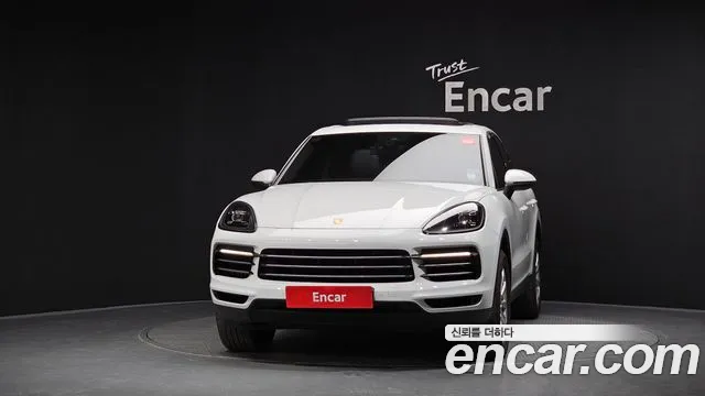 Porsche Cayenne 2019 — photo 1