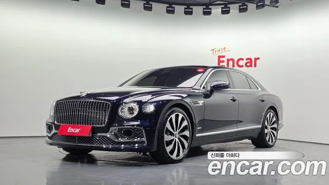 Bentley Flying Spur 2023 — photo 1