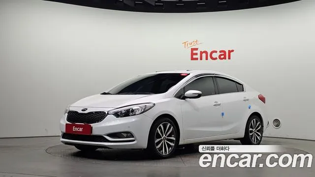Kia K3 2015 — photo 1