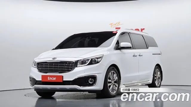 Kia Canival 2018 — photo 1