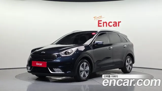 Kia Niro 2018 — photo 1