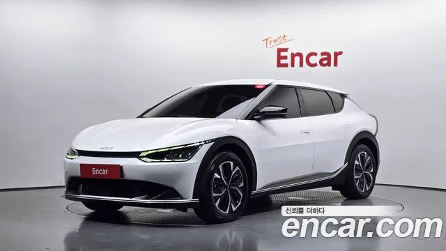 Kia EV6 2022 — photo 1