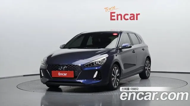 Hyundai i30 2018 — photo 1