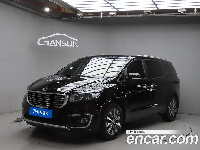 Kia Canival 2018 — photo 1