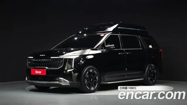 Kia Canival 2025 — photo 1