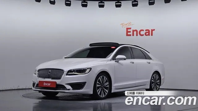 Lincoln MKZ 2017 — photo 1
