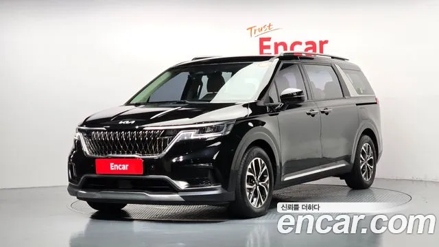 Kia Canival 2022 — photo 1