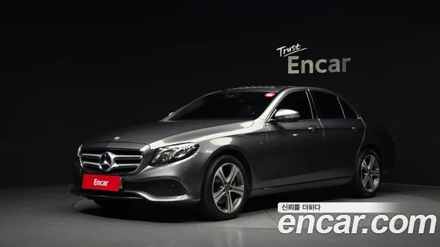 Mercedes-Benz E-Class 2019 — photo 1