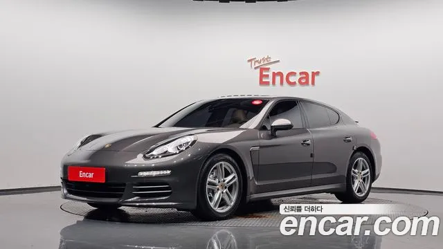 Porsche Panamera 2014 — photo 1
