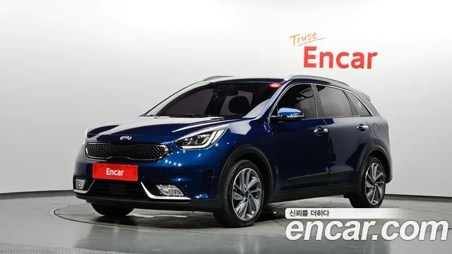 Kia Niro 2018 — photo 1