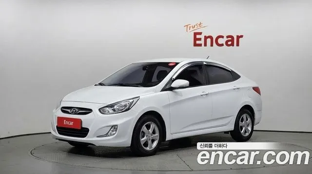 Hyundai Accent 2014 — photo 1