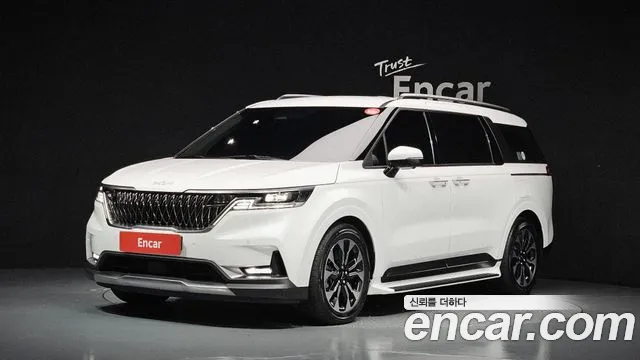 Kia Canival 2022 — photo 1