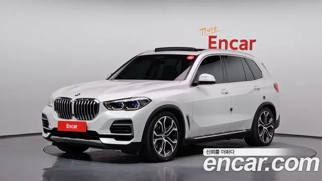 BMW X5 2022 — photo 1