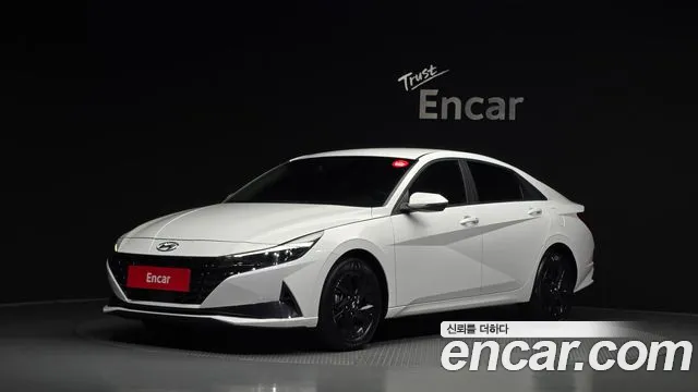 Hyundai AVANTE 2023 — photo 1