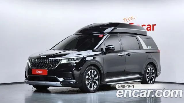 Kia Canival 2022 — photo 1
