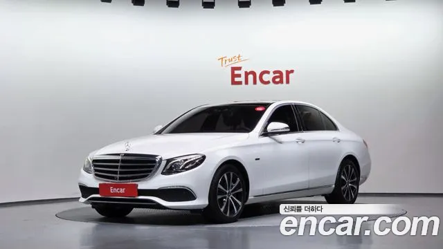 Mercedes-Benz E-Class 2019 — photo 1