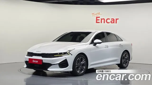 Kia K5 2022 — photo 1